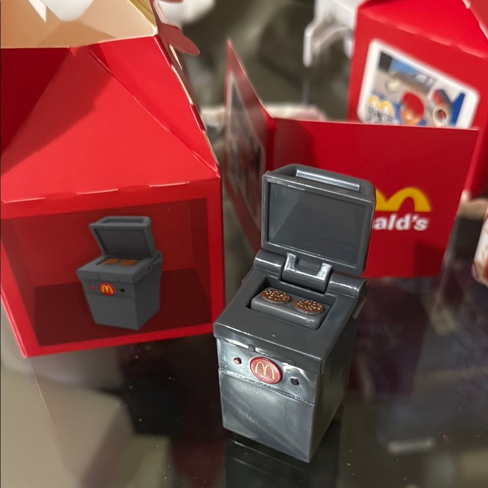 Free with purchase lil McDonald’s happy meal toy - grill
